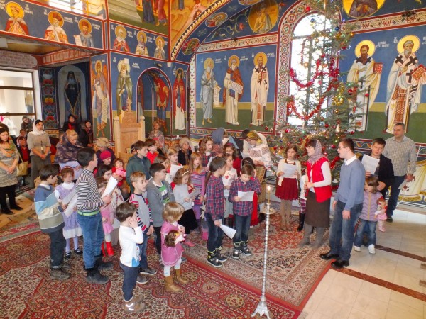 Colinde, grupul crește